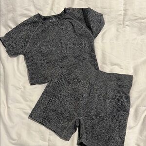Women’s Gray workout set